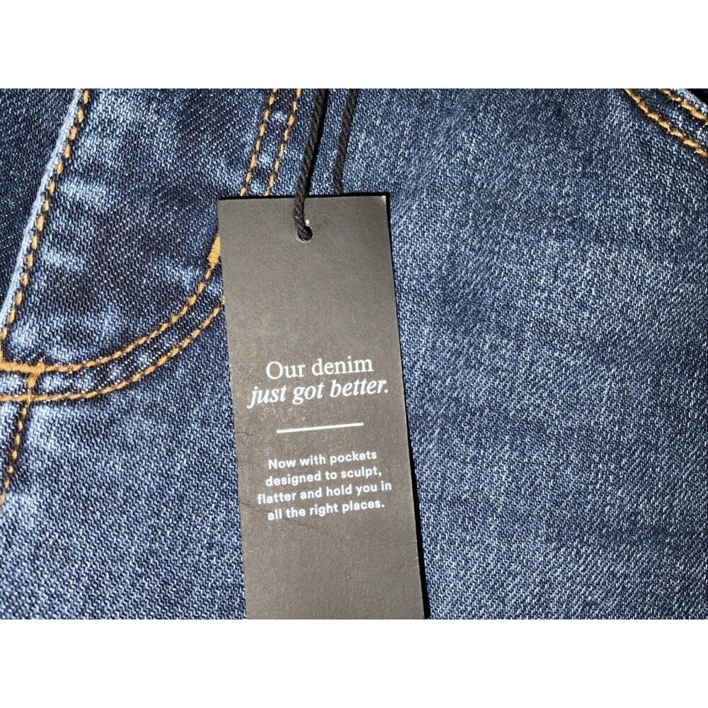 ANN TAILOR Women’s Sculpting Pocket Mid Rise Tapered Jeans In Classic Índigo W - Picture 4 of 14